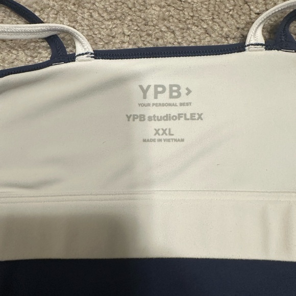 Abercrombie & Fitch YPB Studio Flex leggings and sports bra set - Picture 4 of 4